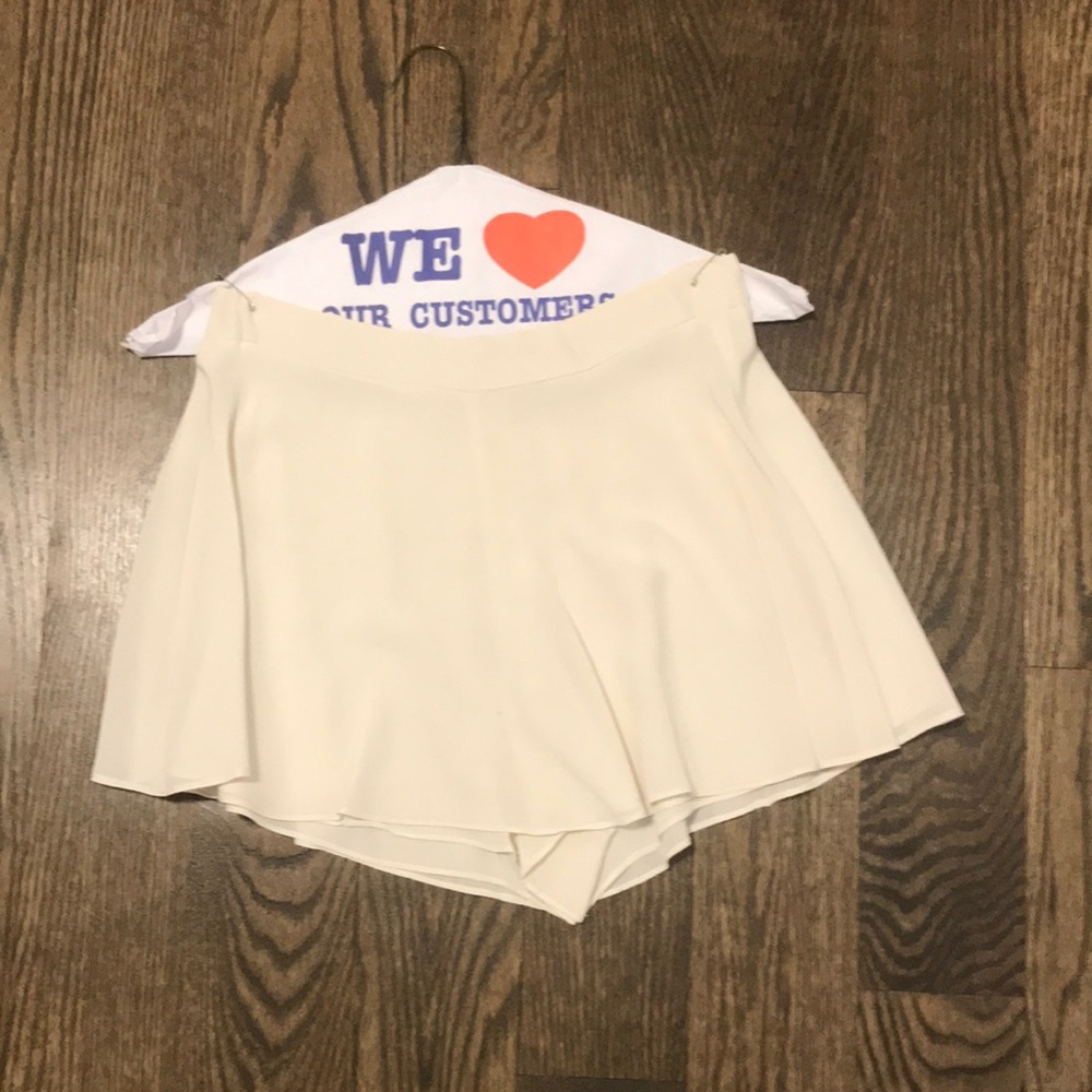 White skort